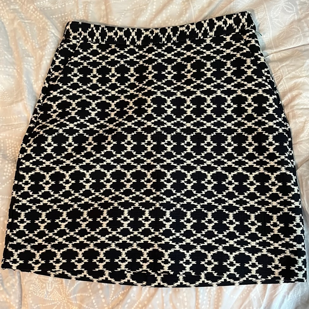 Banana Republic A-Line Professional/Fun Navy & White Mini Skirt New w/ Tags